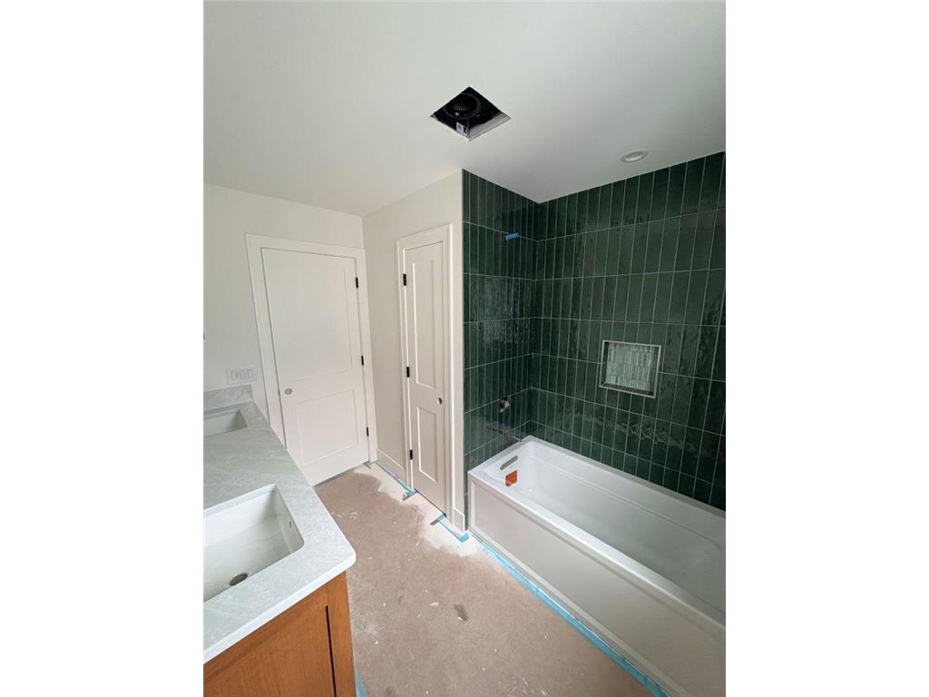 5236 Vincent Avenue S Minneapolis MN 55410 7072582 image11