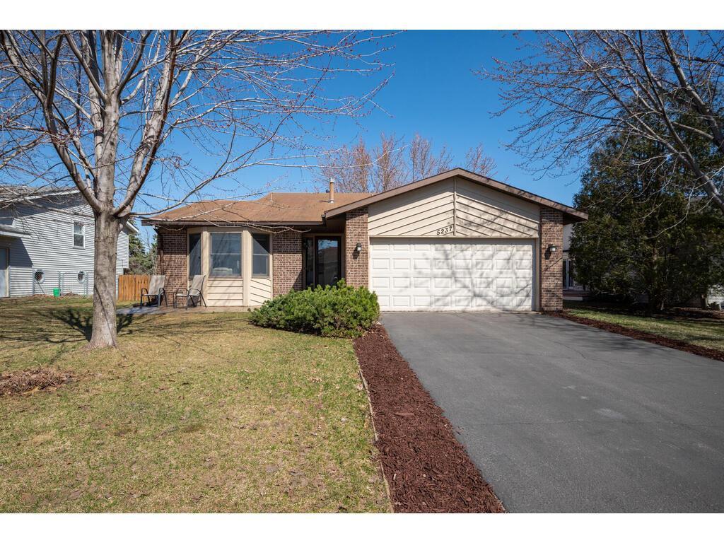 5237 145th Street W Apple Valley MN 55124 6354060 image1