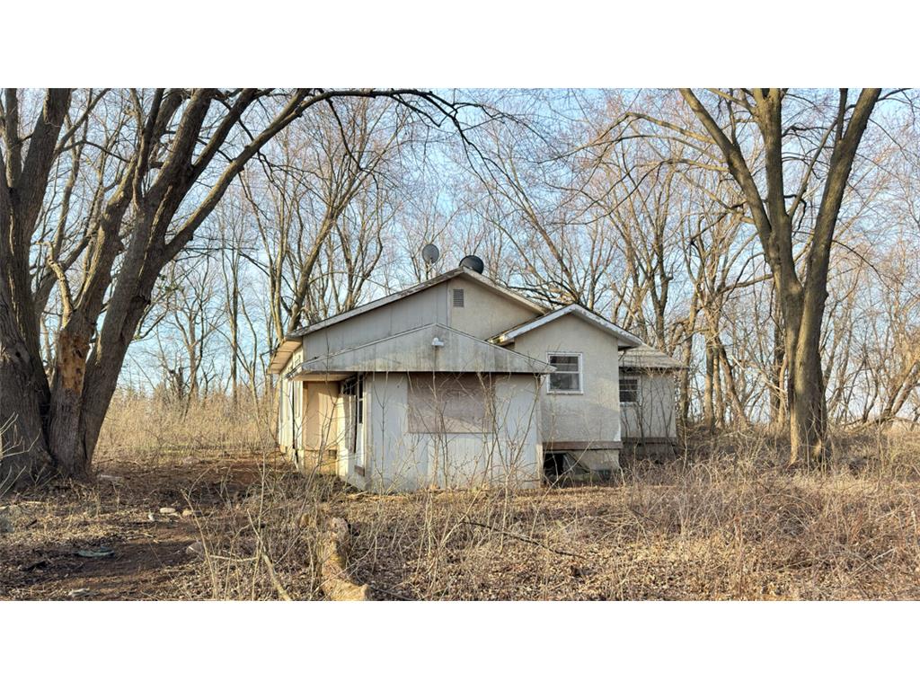 52377 120th Avenue Ellington Twp MN 55985 7053488 image1