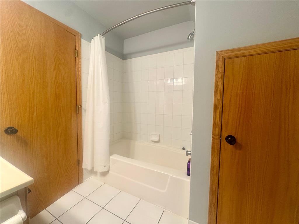 5239 N 6th Street Minneapolis MN 55430 6823030 image17