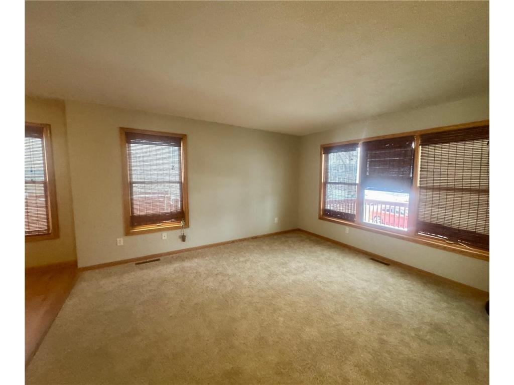 5239 N 6th Street Minneapolis MN 55430 6823030 image23