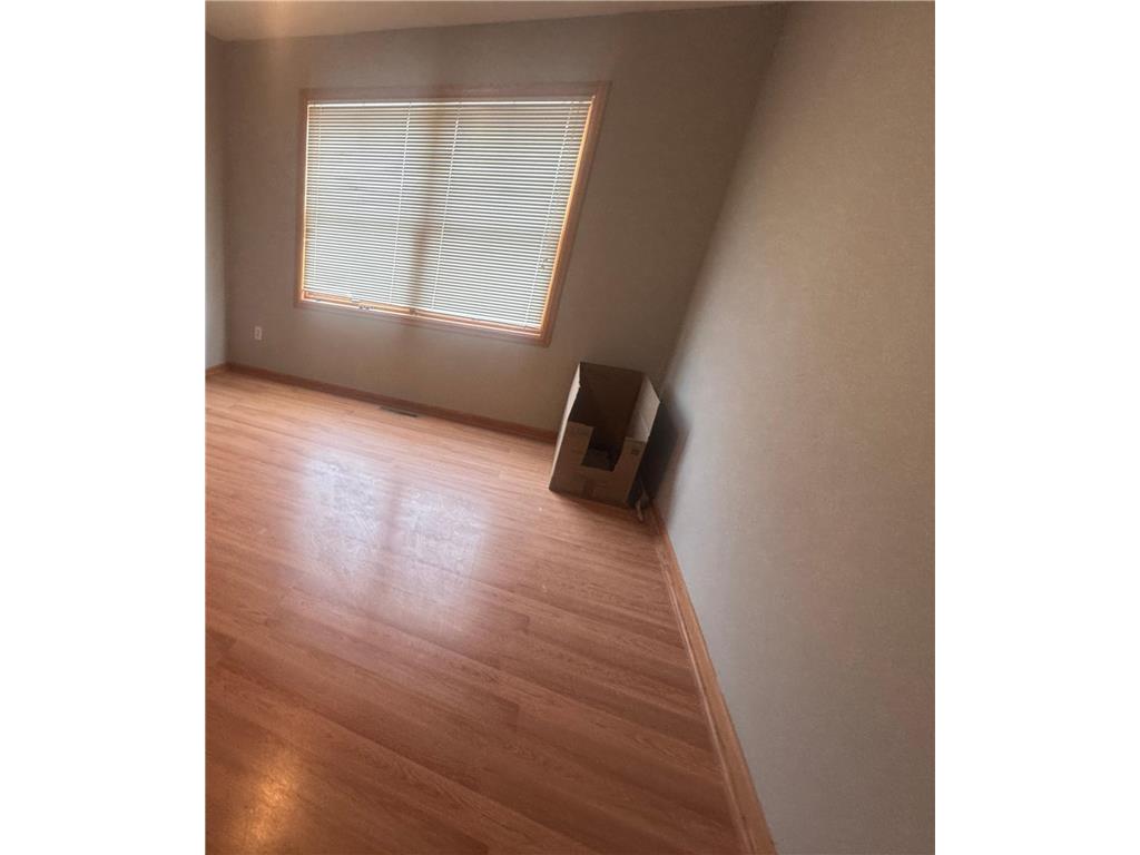 5239 N 6th Street Minneapolis MN 55430 6823030 image9