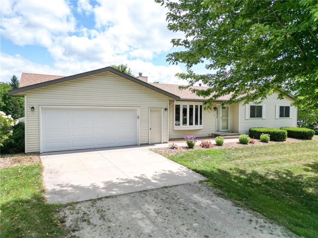 524 10th Avenue SE Kalmar Twp MN 55920 6424509 image1