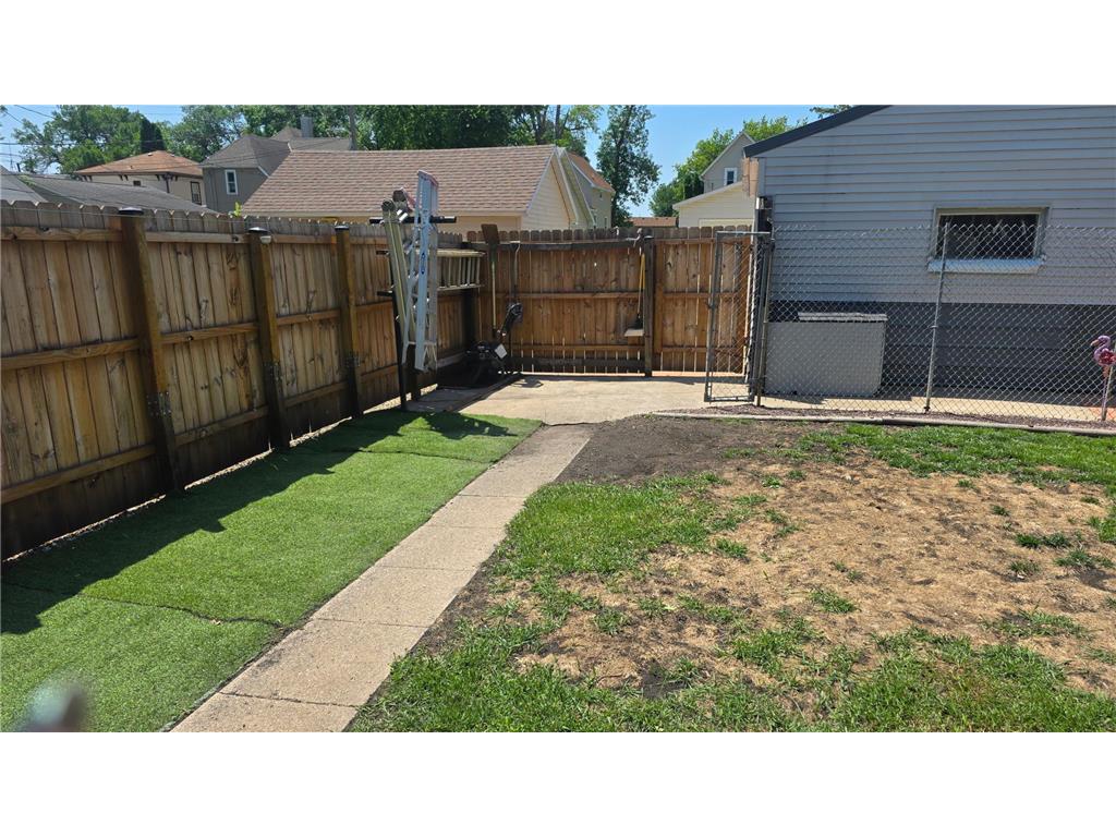 524 1st Avenue SE Wells MN 56097 7035943 image39