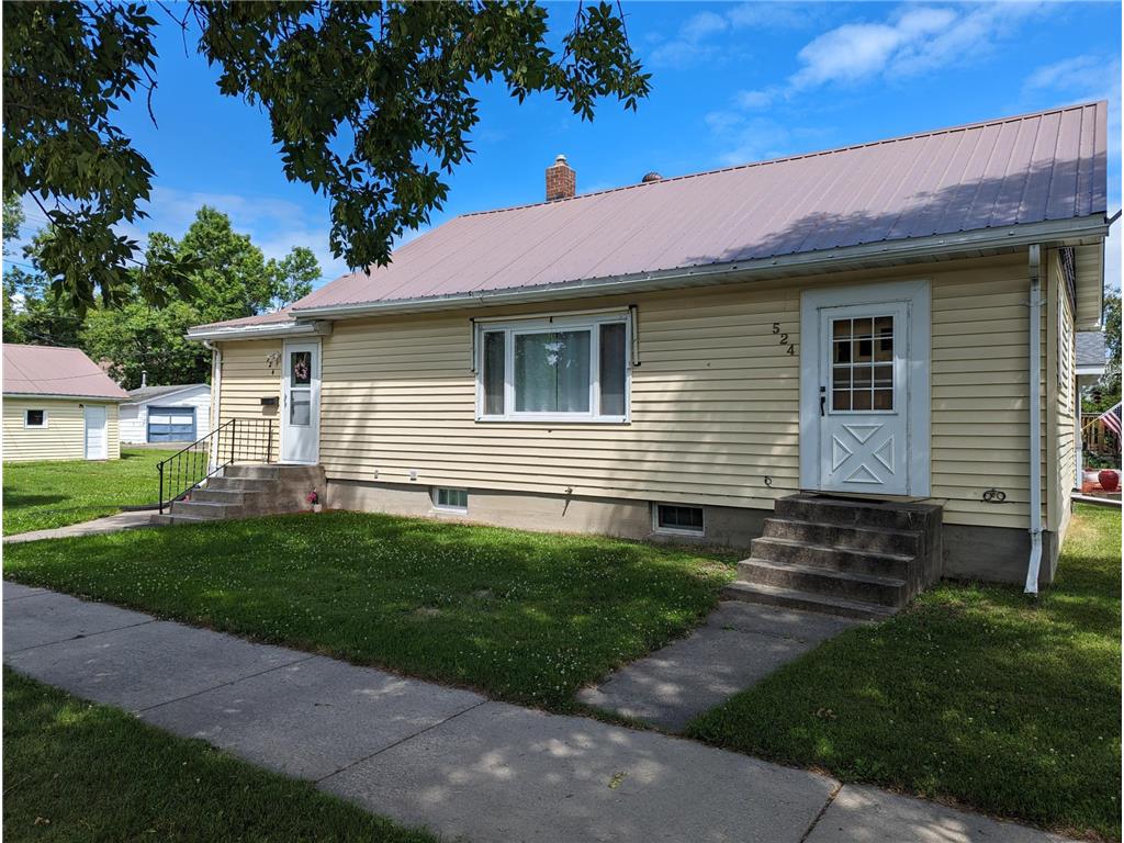 524 7th Street, International Falls, MN 56649 MLS 6397511 Edina Realty