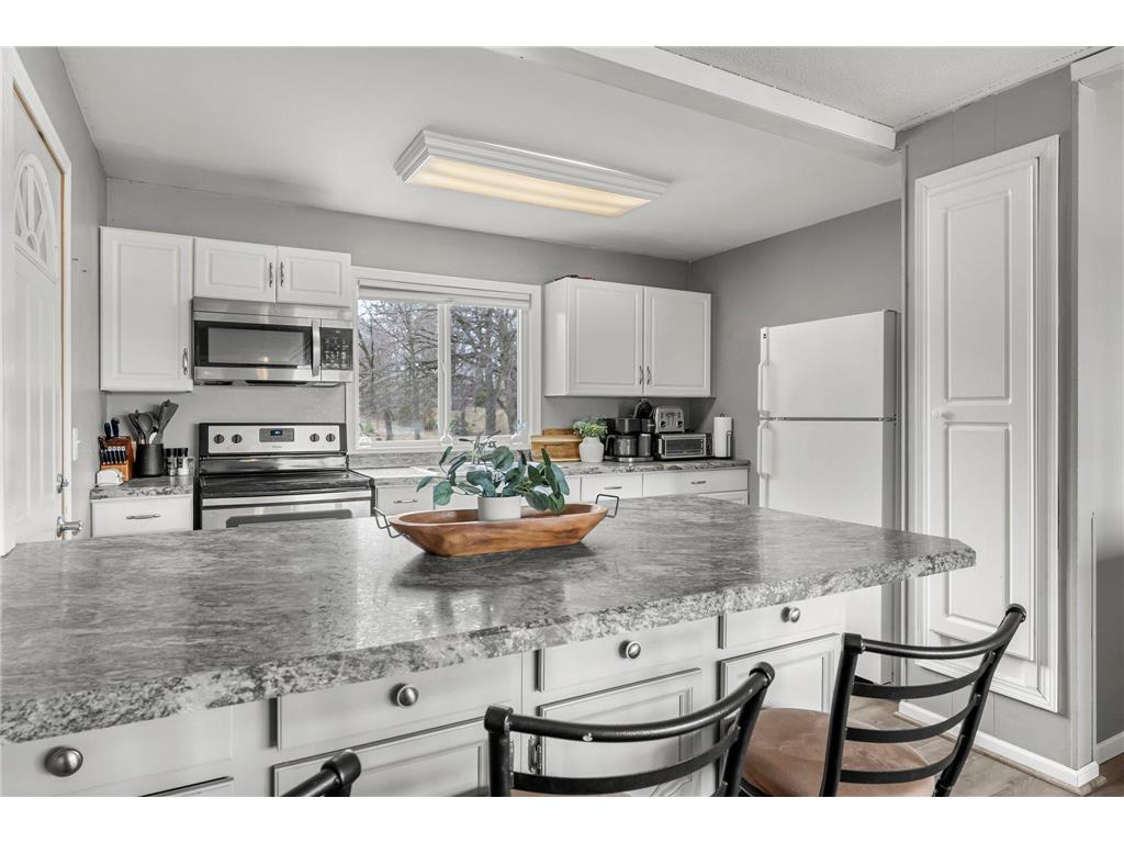 524 Lakeshore Circle Annandale MN 55302 - Pleasant Lake 7046847 image13