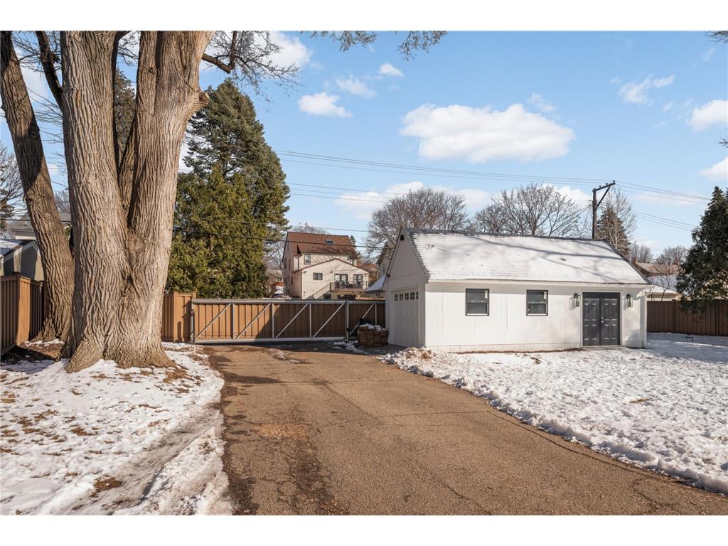 524 Mississippi River Boulevard S Saint Paul MN 55116 - Mississippi 7066004 image42