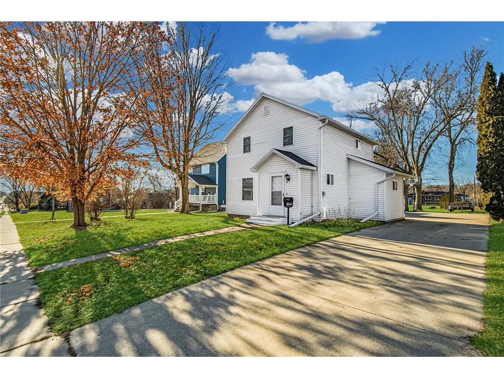 524 N Section Avenue Spring Valley MN 55975 6470407 image1