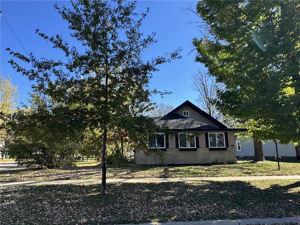 524 NE 4th Avenue Grand Rapids MN 55744 6798234 image2