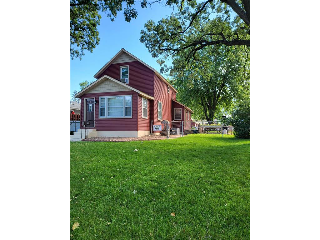 524 Raymond Avenue NE, Saint Cloud, MN, 56304 MLS 6227689 Edina Realty