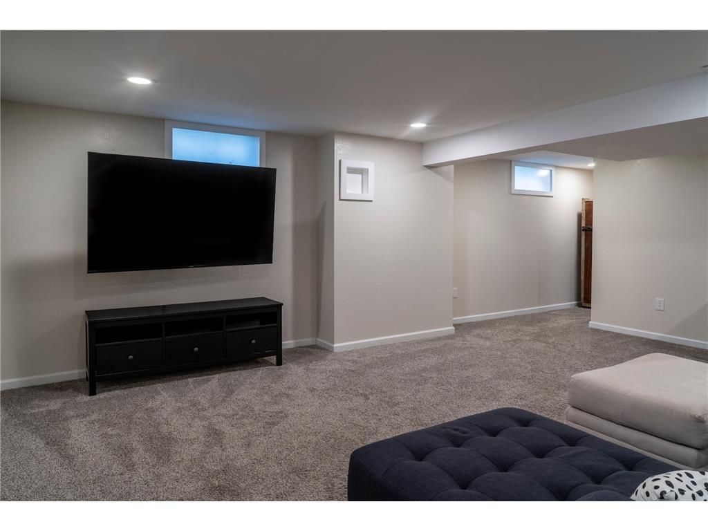 524 S 2nd Street La Crescent MN 55947 7062198 image16