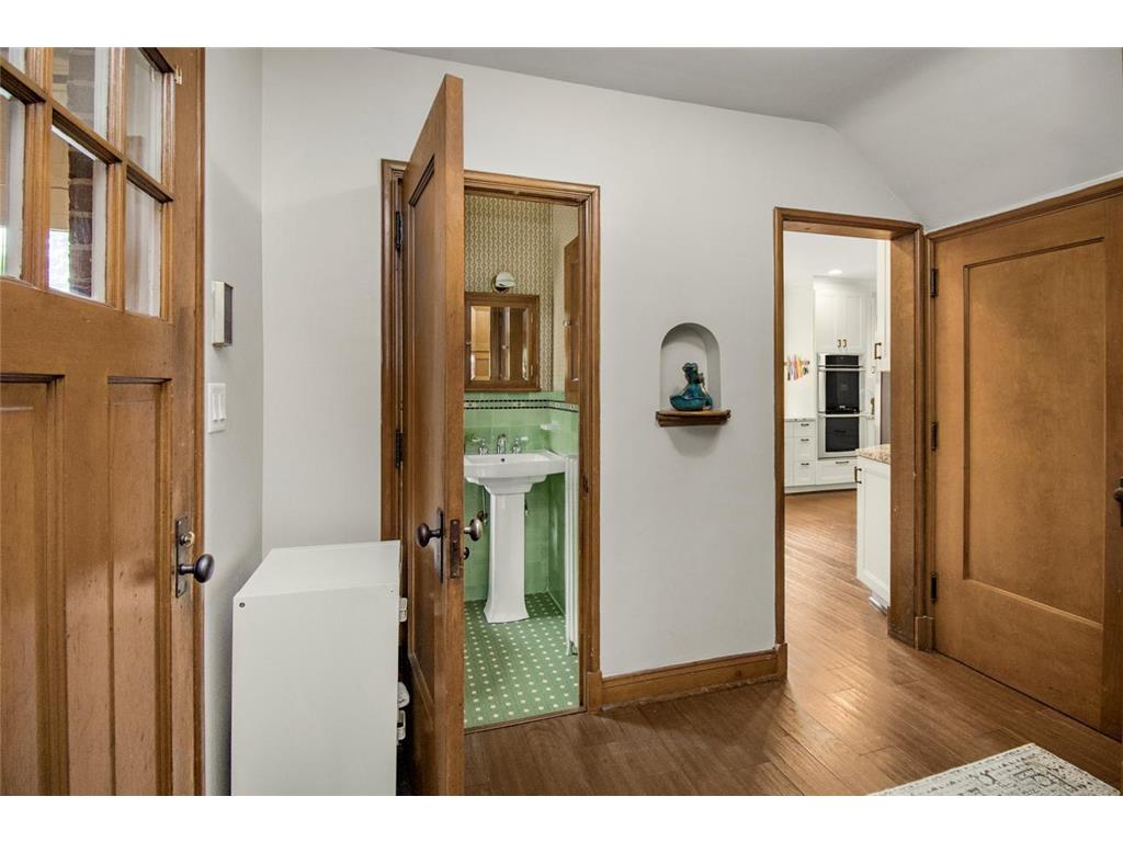 524 W 53rd Street Minneapolis MN 55419 6785315 image26