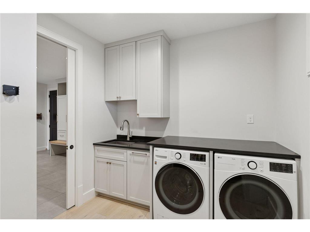 5240 8th Street SW Rochester MN 55902 6631967 image28