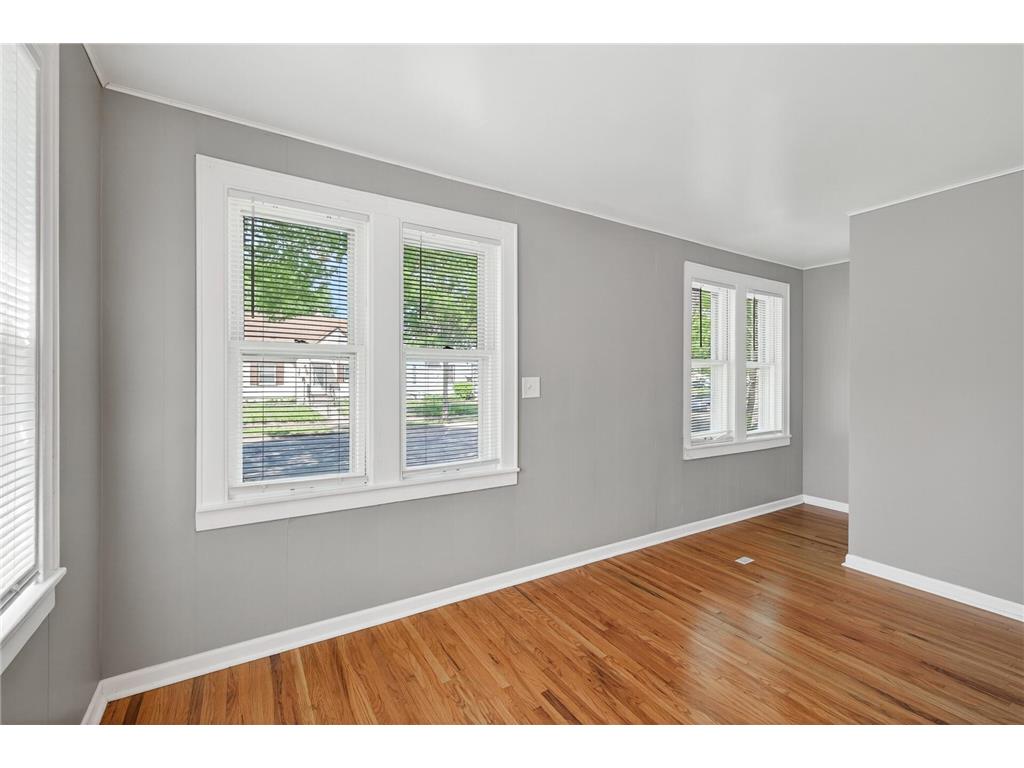 5240 Dupont Avenue N Minneapolis MN 55430 7075116 image16