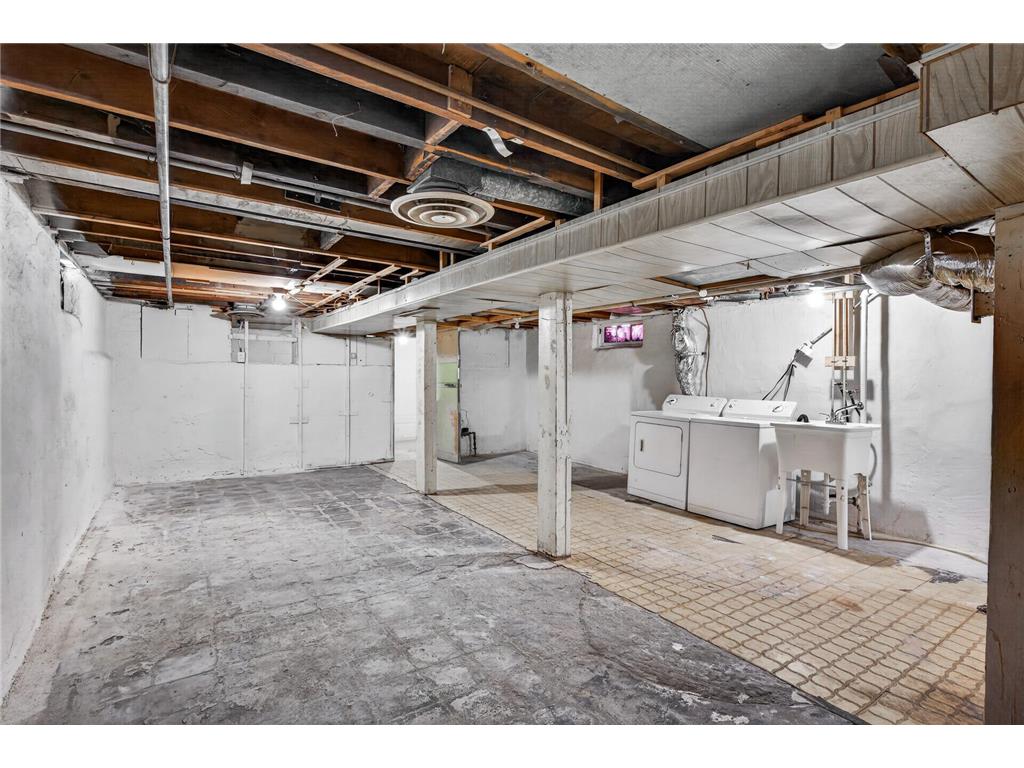 5240 Dupont Avenue N Minneapolis MN 55430 7075116 image21