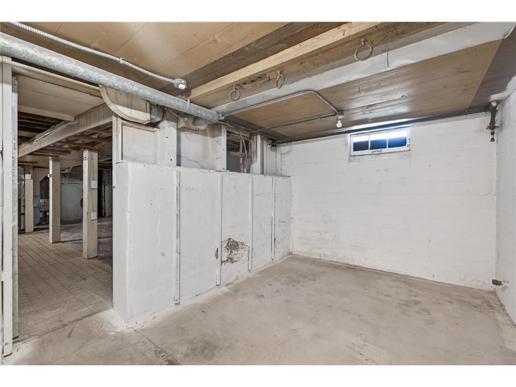 5240 Dupont Avenue N Minneapolis MN 55430 7075116 image23