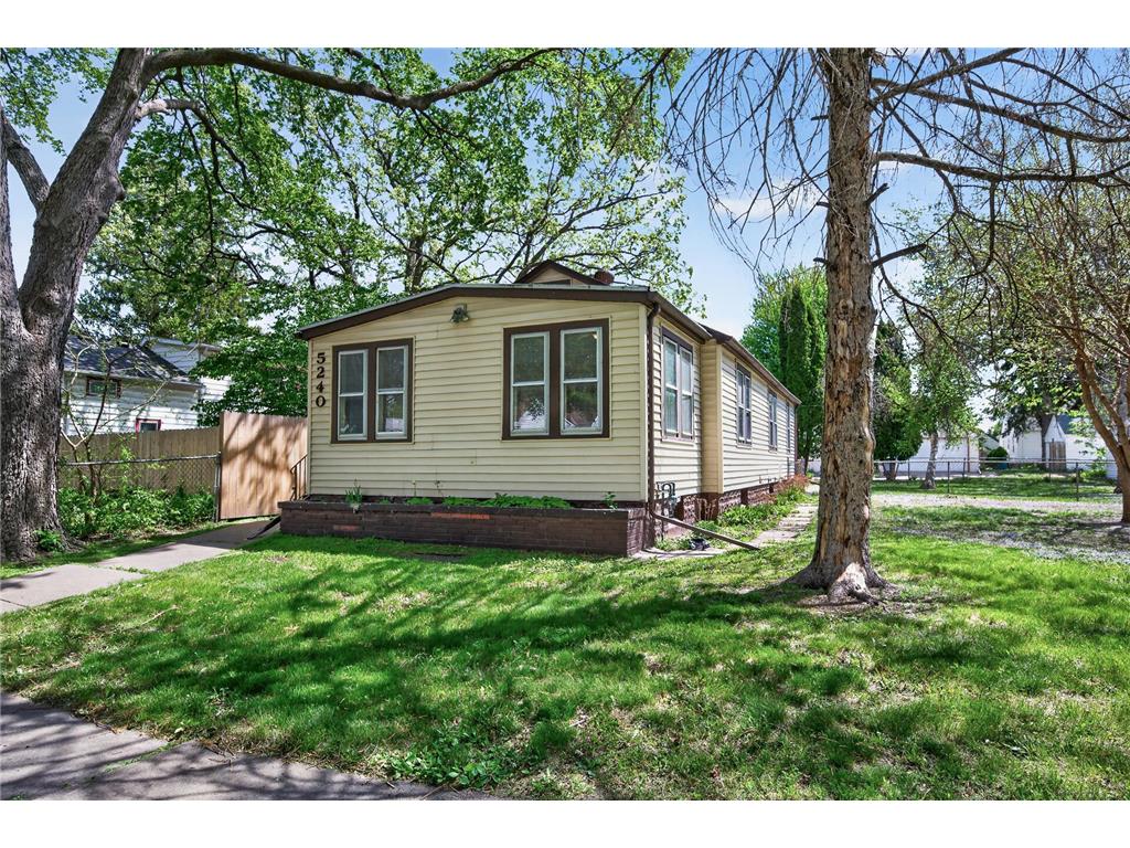 5240 Dupont Avenue N Minneapolis MN 55430 7075116 image3