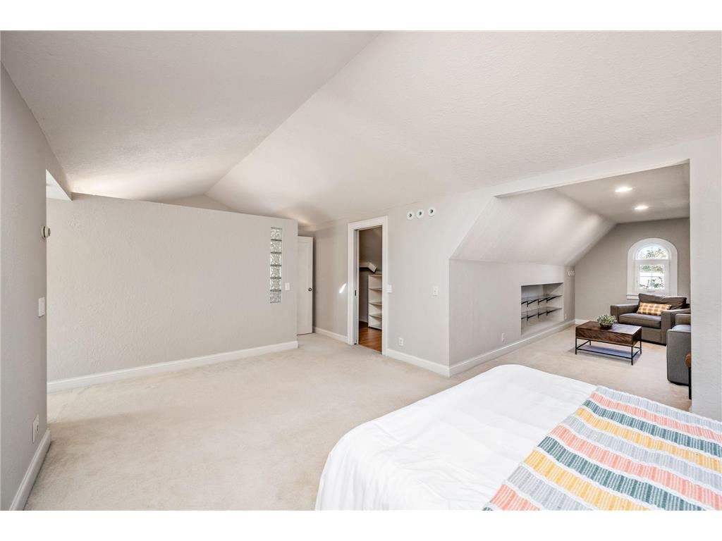 5240 Ewing Avenue S Minneapolis MN 55410 6791352 image20