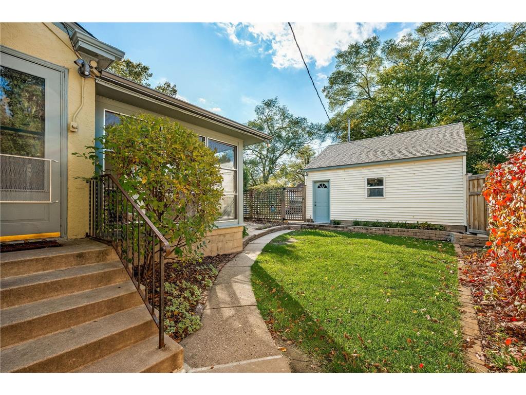 5240 Ewing Avenue S Minneapolis MN 55410 6791352 image32