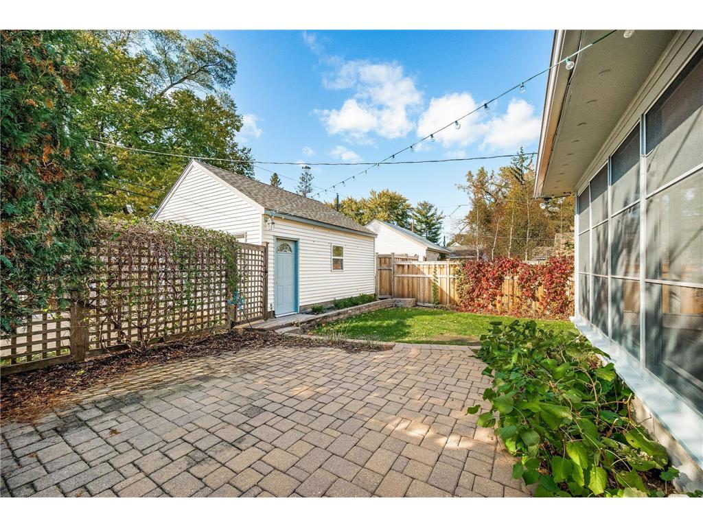 5240 Ewing Avenue S Minneapolis MN 55410 6791352 image36