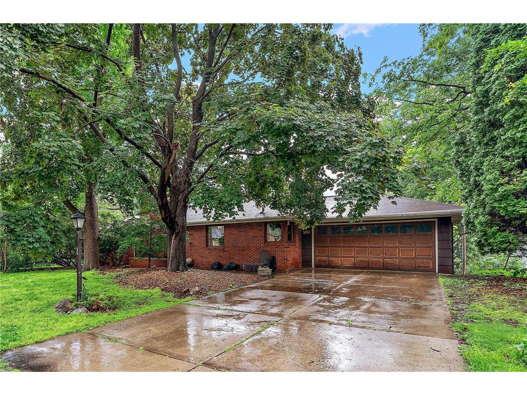 5241 Edenmoor Street Edina MN 55436 6826702 image1