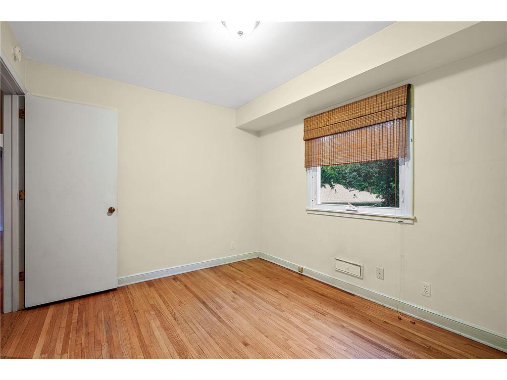 5241 Edenmoor Street Edina MN 55436 6826702 image13