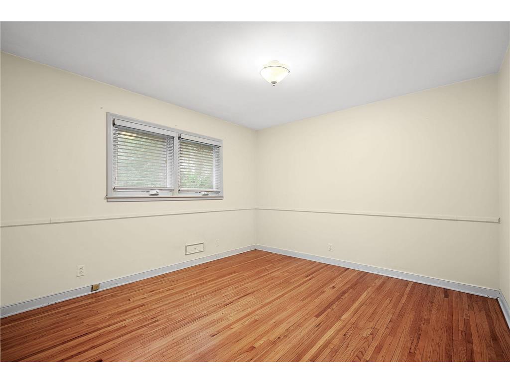 5241 Edenmoor Street Edina MN 55436 6826702 image15