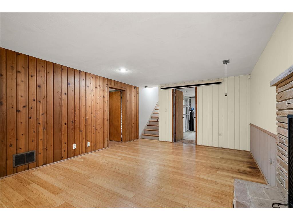 5241 Edenmoor Street Edina MN 55436 6826702 image18
