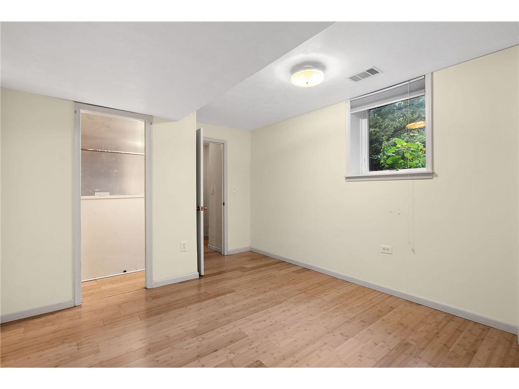 5241 Edenmoor Street Edina MN 55436 6826702 image22