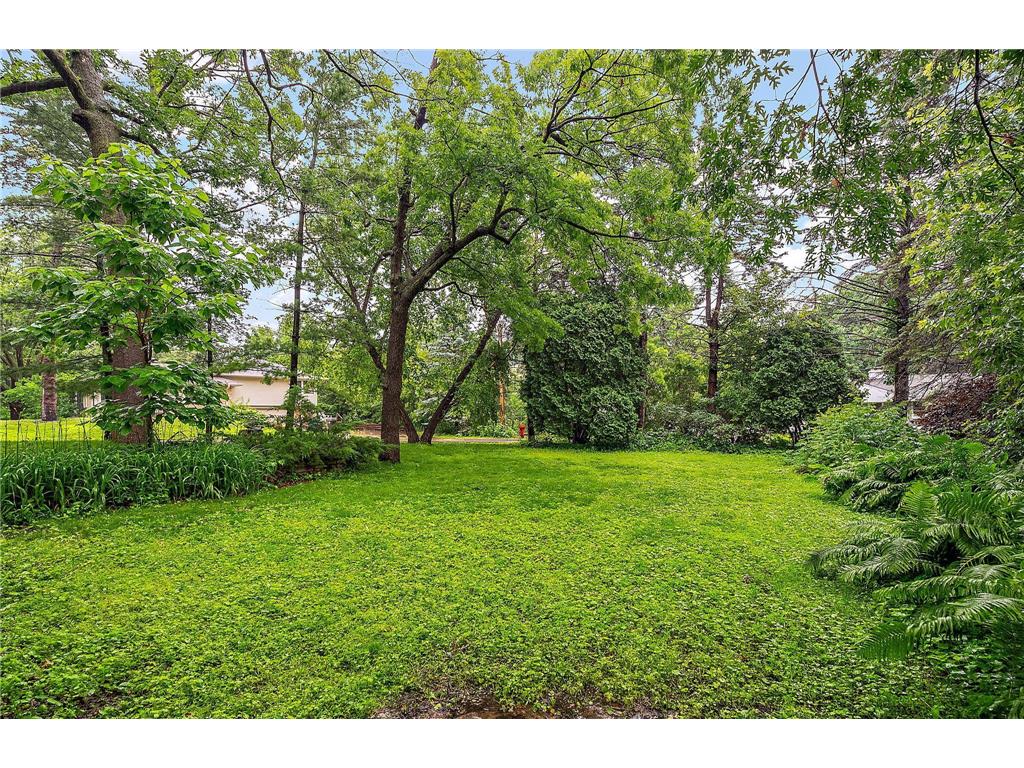 5241 Edenmoor Street Edina MN 55436 6826702 image32