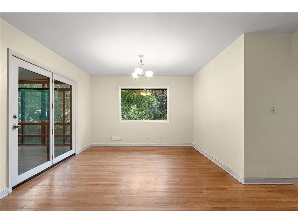 5241 Edenmoor Street Edina MN 55436 6826702 image7