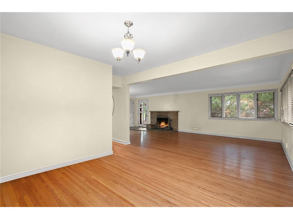 5241 Edenmoor Street Edina MN 55436 6826702 image8