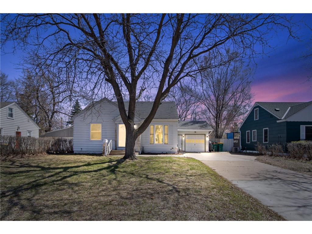 5242 Hampshire Avenue N Crystal MN 55428 6359845 image1