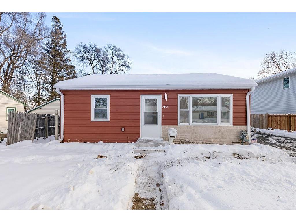 5242 Louisiana Avenue N Crystal MN 55428 7000689 image1