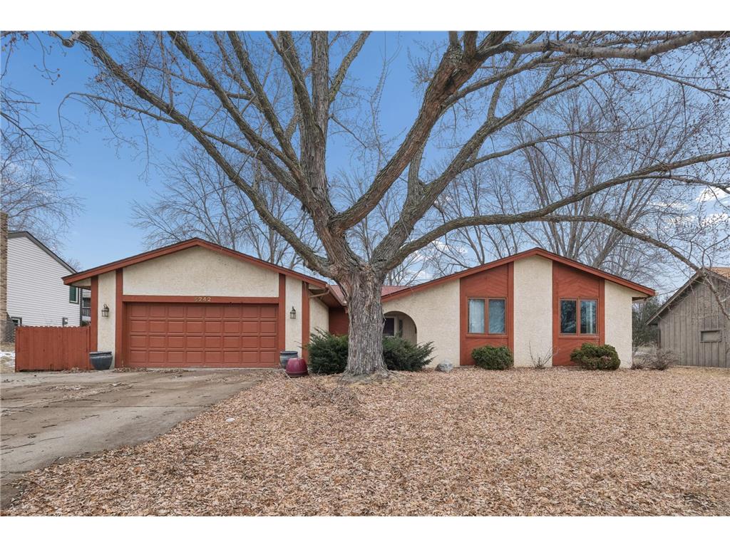 5242 Overlook Drive Bloomington MN 55437 7025418 image1