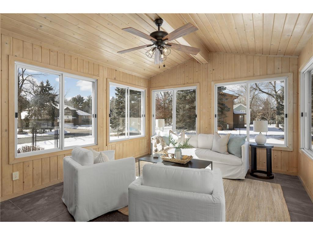 5245 Oxford Street N Shoreview MN 55126 - Turtle Lake 7019987 image12