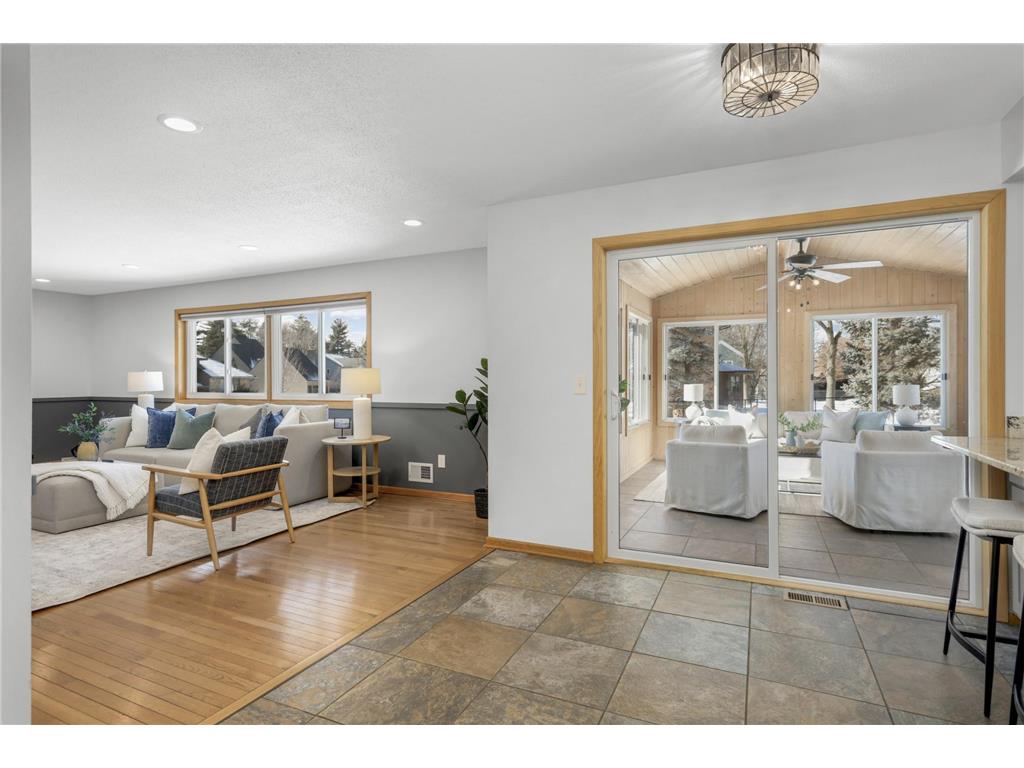 5245 Oxford Street N Shoreview MN 55126 - Turtle Lake 7019987 image14