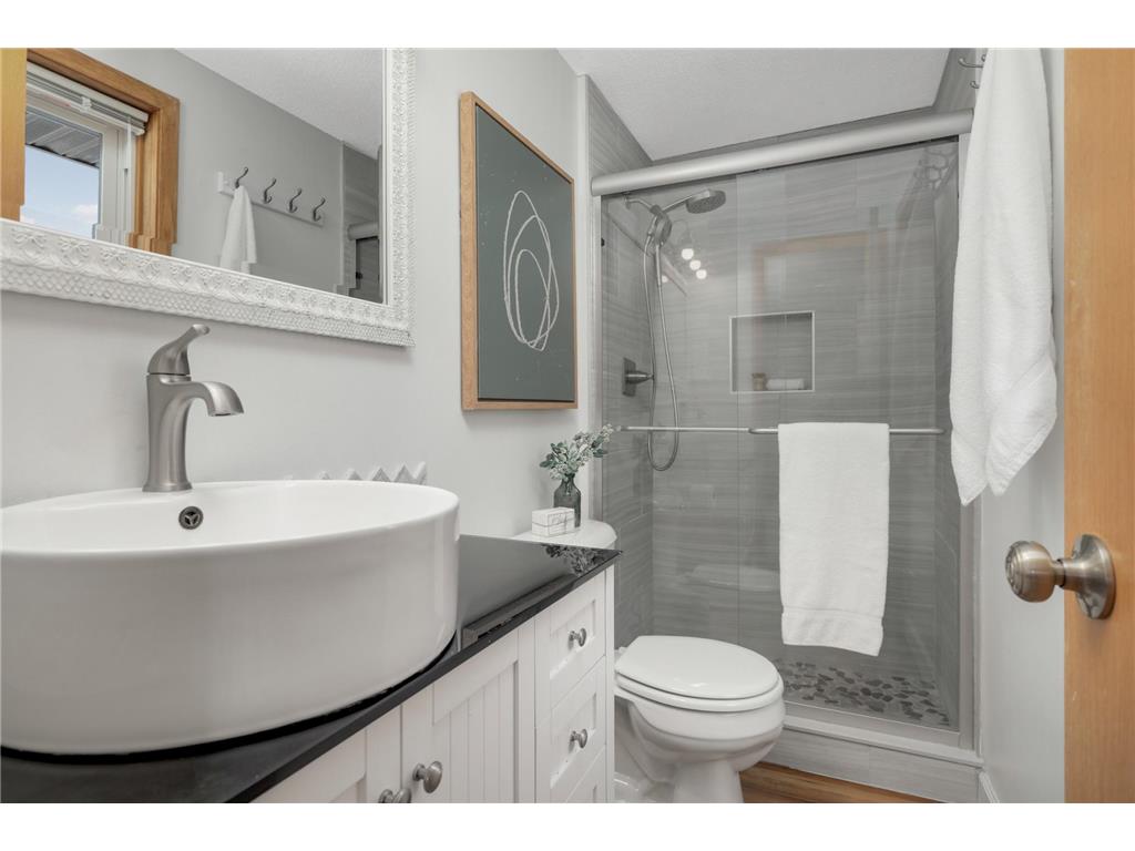 5245 Oxford Street N Shoreview MN 55126 - Turtle Lake 7019987 image21