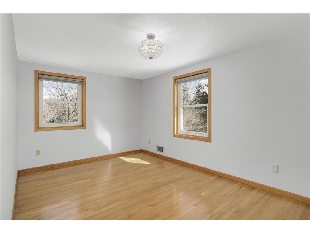 5245 Oxford Street N Shoreview MN 55126 - Turtle Lake 7019987 image22