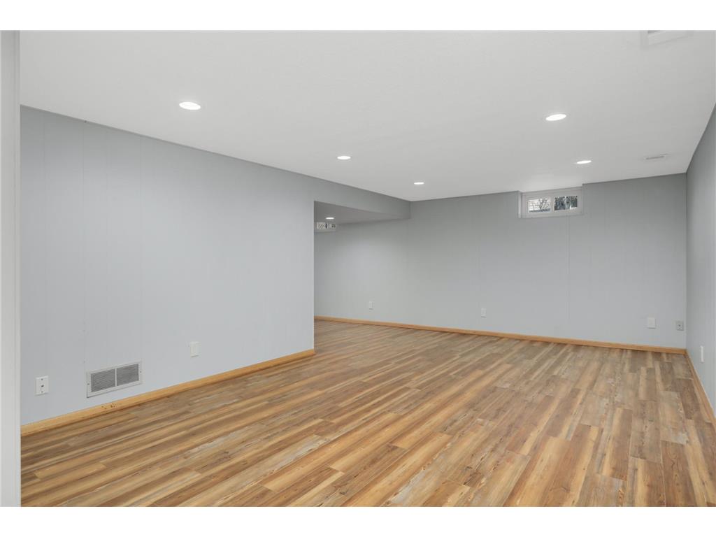 5245 Oxford Street N Shoreview MN 55126 - Turtle Lake 7019987 image28