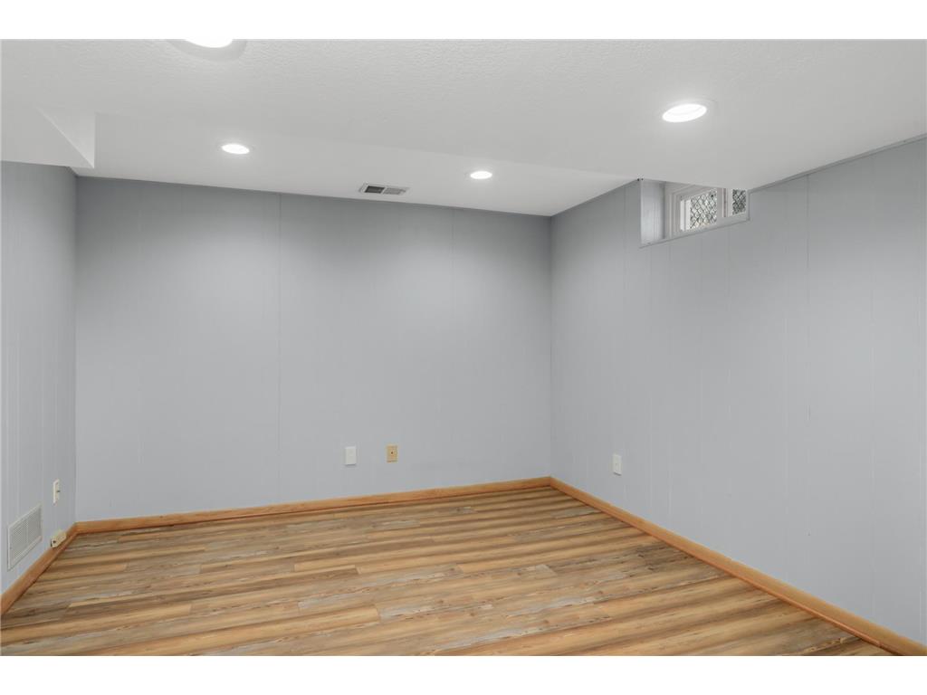 5245 Oxford Street N Shoreview MN 55126 - Turtle Lake 7019987 image29