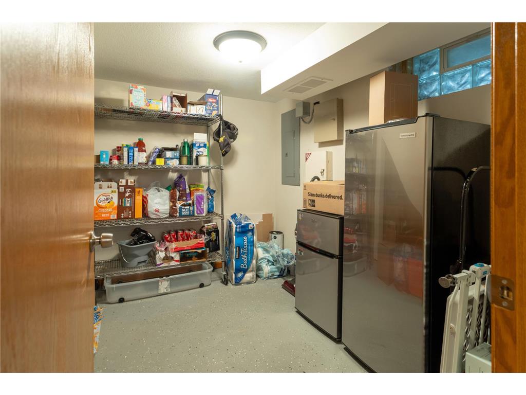 5248 Camden Avenue N Minneapolis MN 55430 7083909 image19
