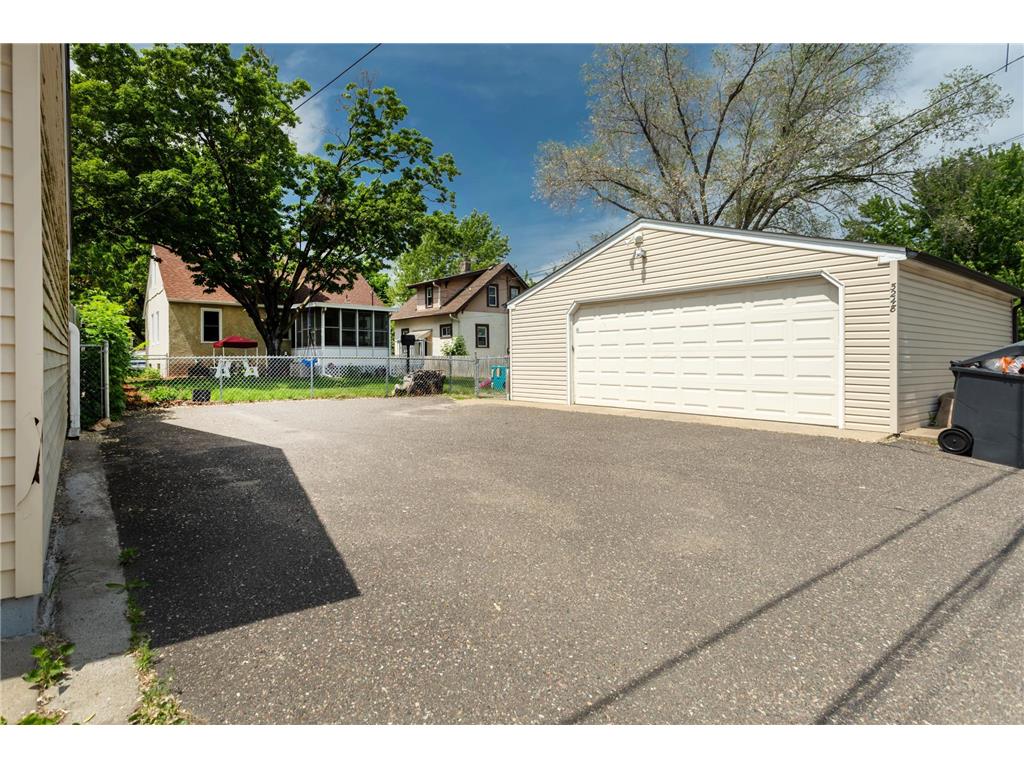 5248 Camden Avenue N Minneapolis MN 55430 7083909 image23