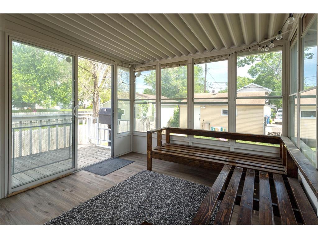 5248 Camden Avenue N Minneapolis MN 55430 7083909 image25
