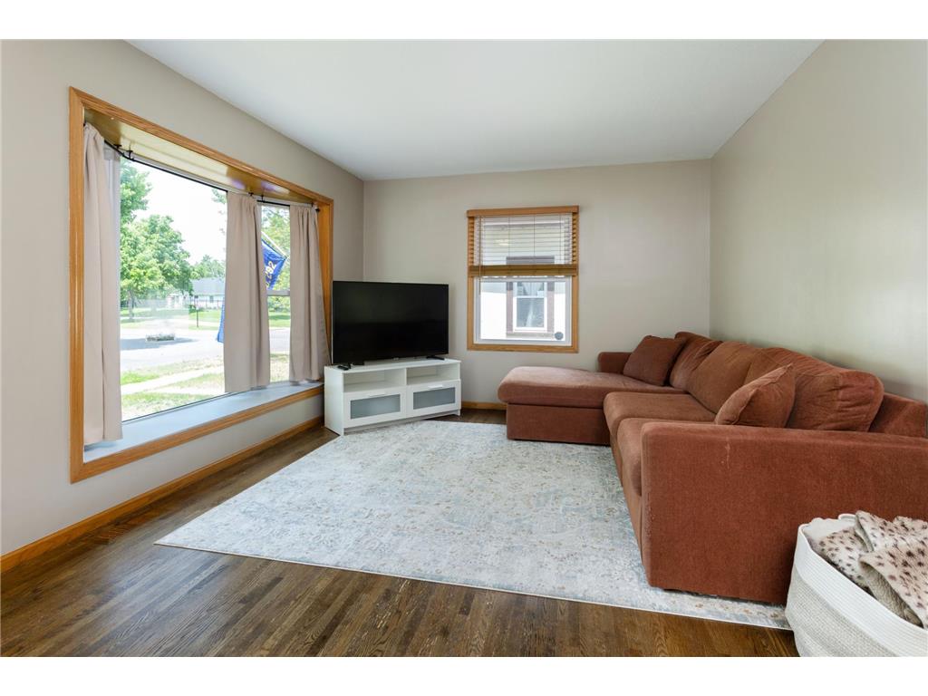 5248 Camden Avenue N Minneapolis MN 55430 7083909 image4