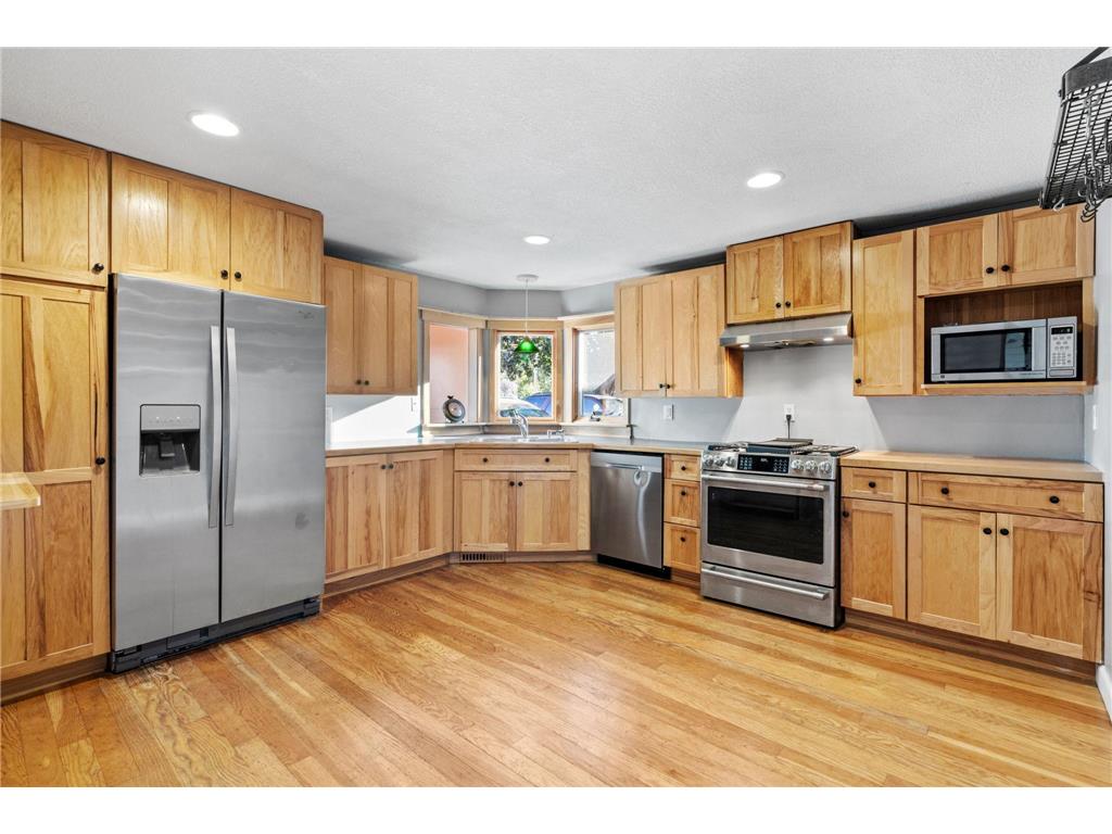 5249 Main Street E Maple Plain MN 55359 6799987 image18