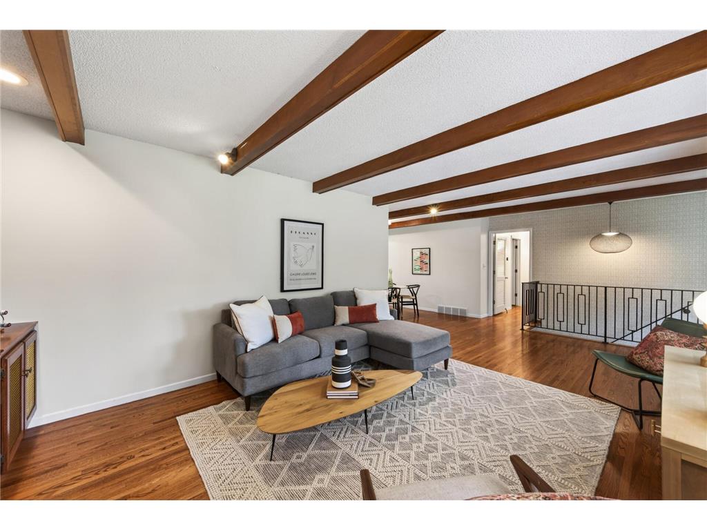 5249 W 92nd Street Bloomington MN 55437 7087649 image8