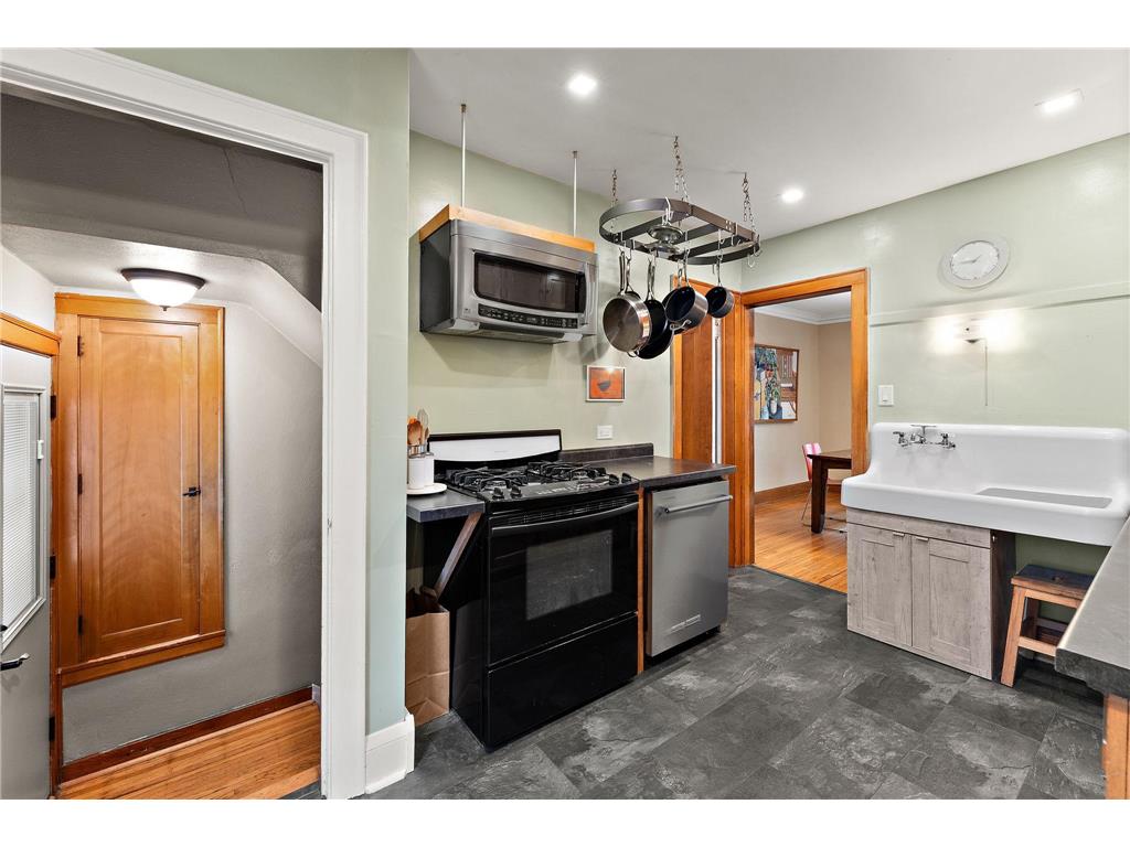 5249 Zenith Avenue S Minneapolis MN 55410 7074713 image15