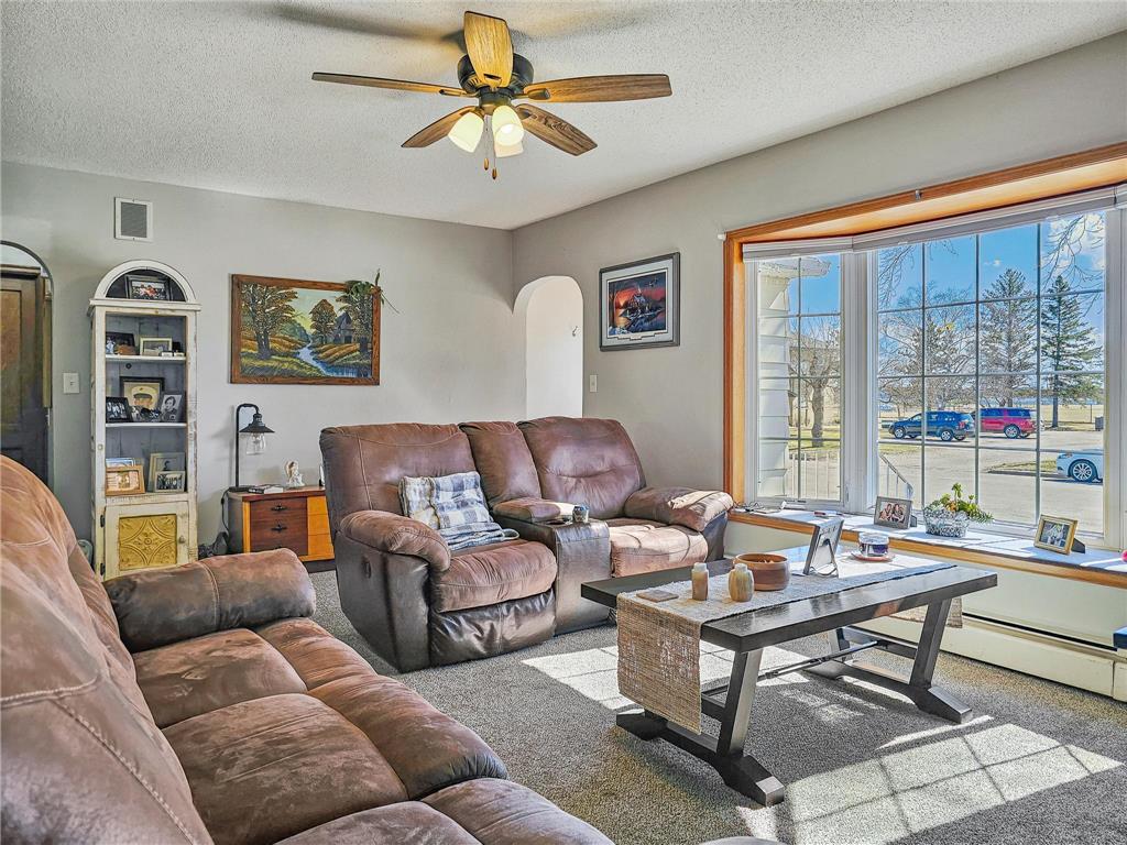 525 3rd St SE Perham MN 56573 7053412 image12