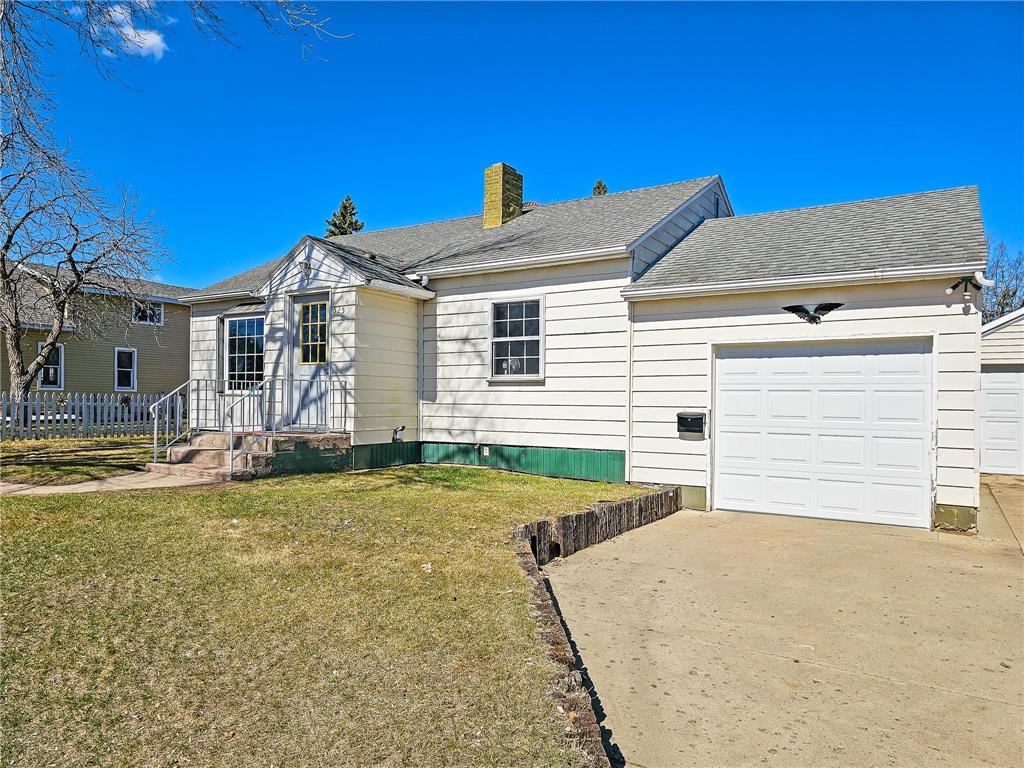 525 3rd St SE Perham MN 56573 7053412 image37